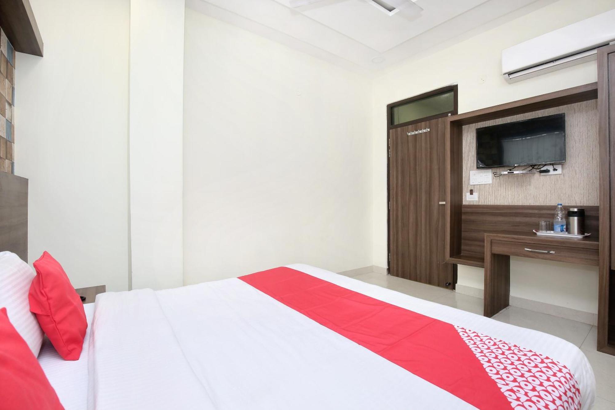 Oyo 17307 Hotel Kings Amritsar Luaran gambar