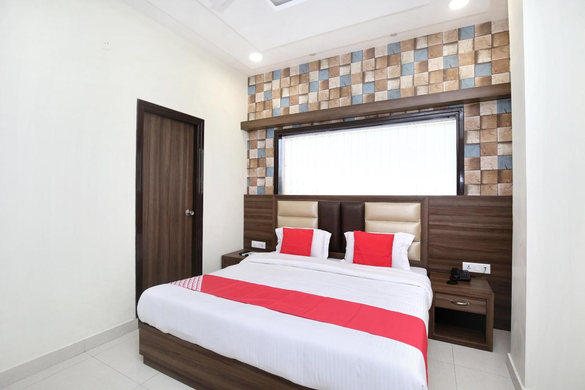 Oyo 17307 Hotel Kings Amritsar Luaran gambar